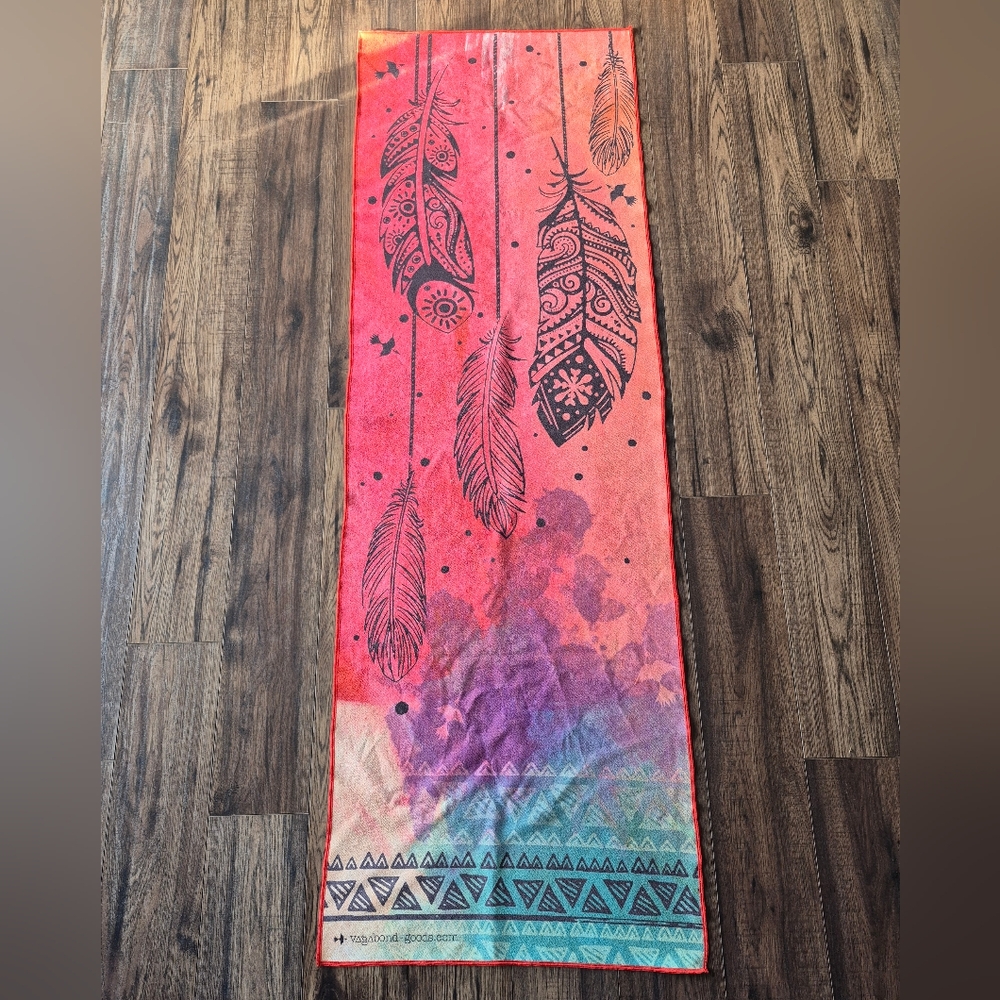 Vagabond Hot Yoga Towel Dream Weaver Colourful Feather Graphic